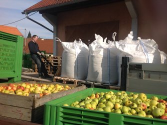 Dostava in raztovarjanje velikih vreč Kalcevita AGRO